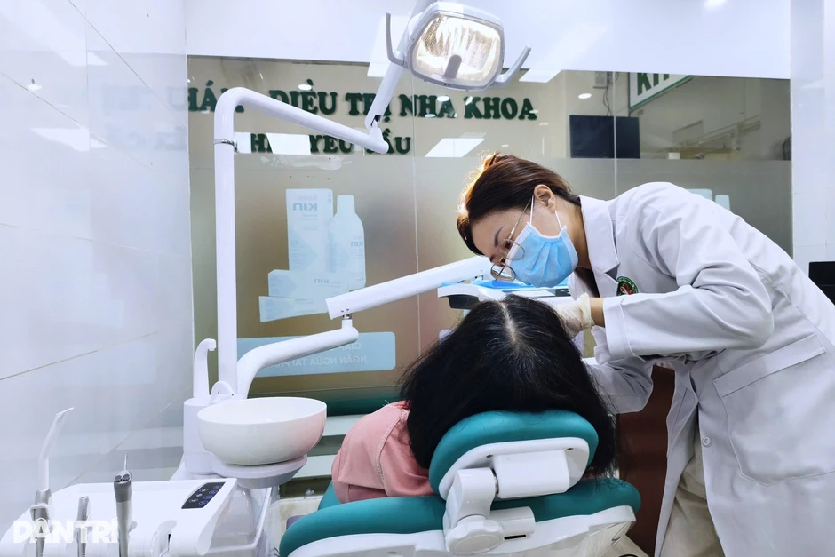 "Người bệnh có thể quên một toa thuốc, nhưng sẽ nhớ rất lâu ánh mắt thờ ơ" "Người bệnh có thể quên một toa thuốc, nhưng sẽ nhớ rất lâu ánh mắt thờ ơ"