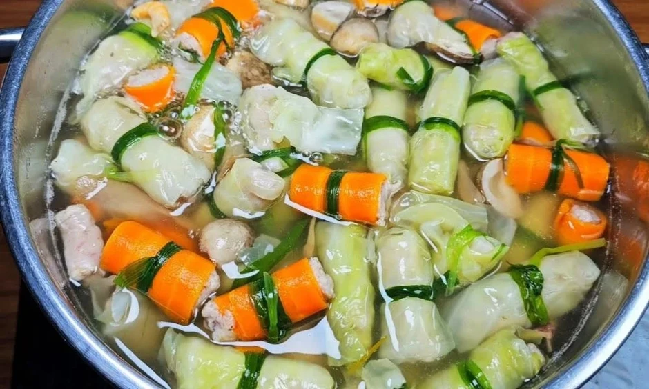1 loại rau được Mỹ đánh giá ít "ngậm" thuốc trừ sâu bậc nhất: Trồng thùng xốp cũng lớn, thu đông chợ Việt bán la liệt 1 loại rau được Mỹ đánh giá ít "ngậm" thuốc trừ sâu bậc nhất: Trồng thùng xốp cũng lớn, thu đông chợ Việt bán la liệt