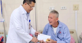 100% bệnh viện có dịch vụ công tác xã hội, nâng mức hài lòng của người dân