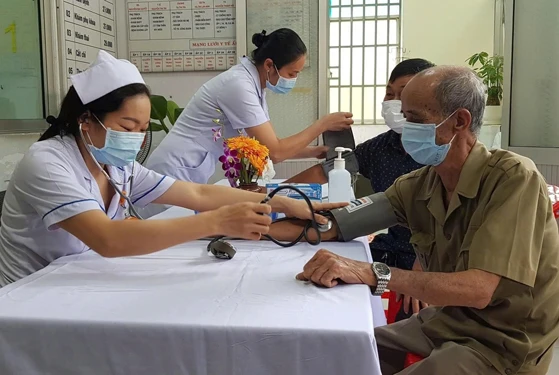 100% người dân TP HCM sẽ được tầm soát sức khỏe miễn phí trong năm 2026: Bước tiến an sinh 100% người dân TP HCM sẽ được tầm soát sức khỏe miễn phí trong năm 2026: Bước tiến an sinh