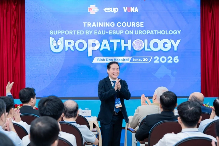 10.000 người Việt mắc ung thư tiết niệu mỗi năm 10.000 người Việt mắc ung thư tiết niệu mỗi năm