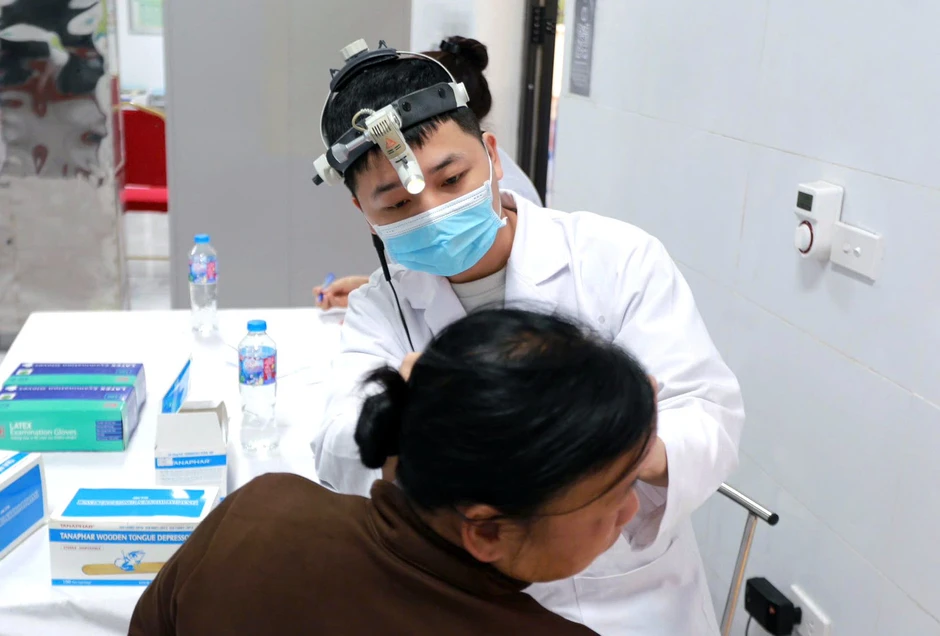 180 thầy thuốc trẻ Thủ đô khám bệnh, tư vấn chăm sóc sức khỏe người dân 180 thầy thuốc trẻ Thủ đô khám bệnh, tư vấn chăm sóc sức khỏe người dân