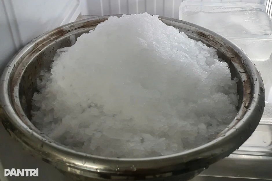 2 cơ sở cung cấp nước đá cho trường học ở TPHCM bị đình chỉ hoạt động