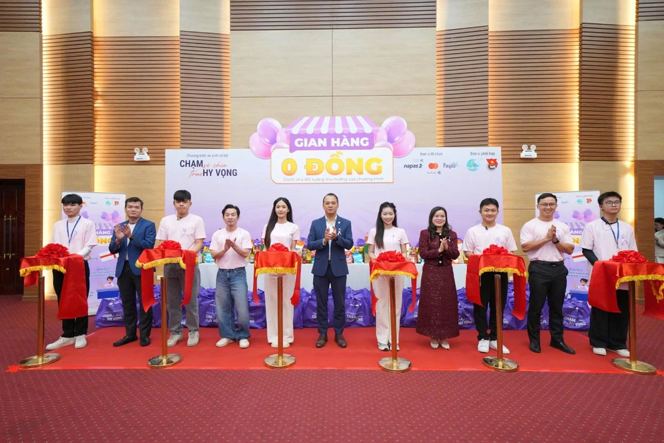 2.010 suất tầm soát ung thư miễn phí cho phụ nữ yếu thế 2.010 suất tầm soát ung thư miễn phí cho phụ nữ yếu thế