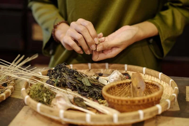 3 ca bệnh, 3 cái kết đau lòng: Bác sĩ Bệnh viện Bạch Mai nghẹn lại vì ''nói không ai tin''