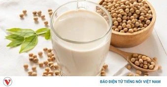 3 cách uống sữa đậu nành sai lầm dễ làm tăng cân và ảnh hưởng thận