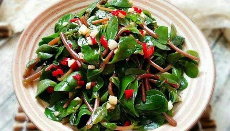 3 loại rau dại ven đường giúp chống ung thư, rẻ bèo ngoài chợ, mùa này không ăn là tiếc