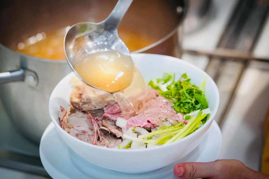 3 thói quen ăn phở của người Việt cần bỏ ngay 3 thói quen ăn phở của người Việt cần bỏ ngay