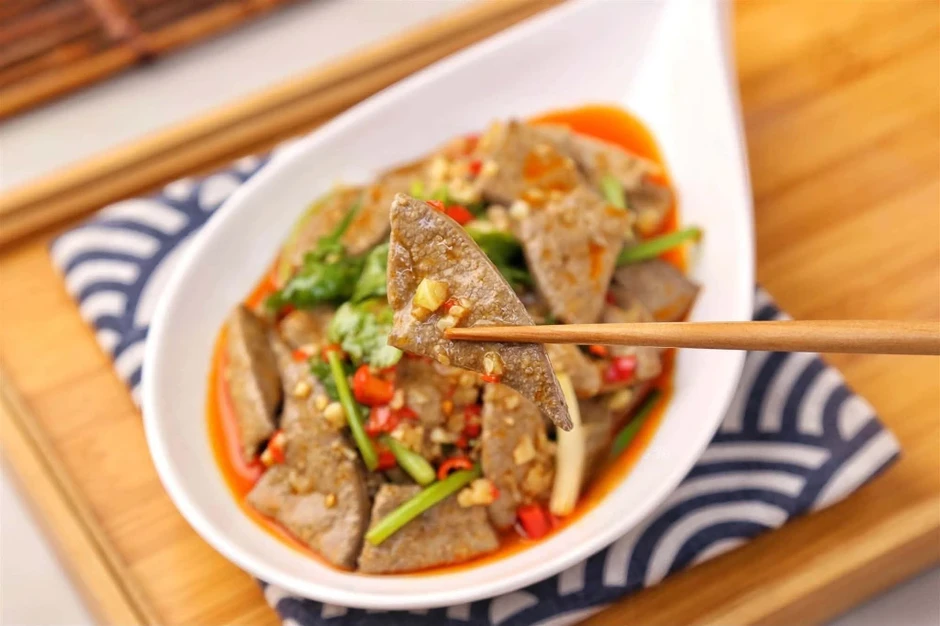 4 bộ phận bẩn nhất của con lợn nhưng người Việt "mê như điếu đổ"! 4 bộ phận bẩn nhất của con lợn nhưng người Việt "mê như điếu đổ"!