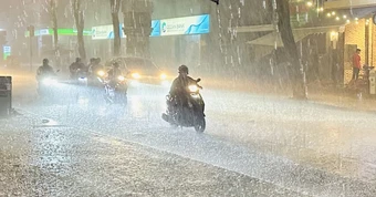 4 lời khuyên của chuyên gia khi trời mưa kéo dài