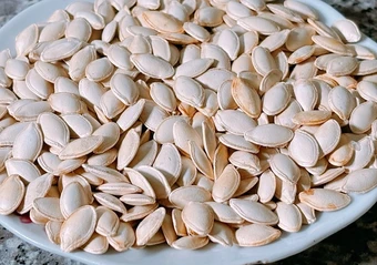 5 loại hạt giàu omega-3 giúp ngủ ngon - Báo TinVina