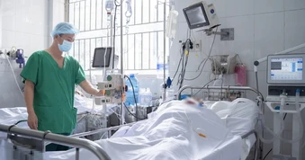 5 nạn nhân nguy kịch sau vụ cháy nổ quán ăn trong đêm ở TPHCM hiện ra sao?