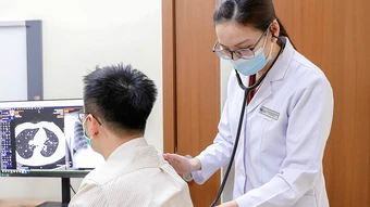 5 trường hợp ho cần đi khám thay vì tự mua thuốc - Báo TinVina
