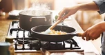7 sai lầm khi dùng bếp gas nhiều gia đình mắc: Tốn tiền, nguy hiểm