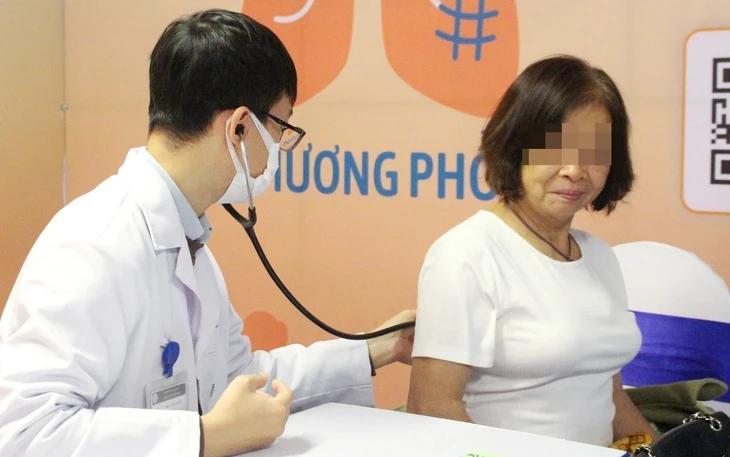 70% bệnh nhân ung thư phổi phát hiện muộn: Làm gì để phát hiện sớm? 70% bệnh nhân ung thư phổi phát hiện muộn: Làm gì để phát hiện sớm?
