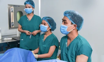 9 năm vô sinh do u tuyến yên - Báo TinVina