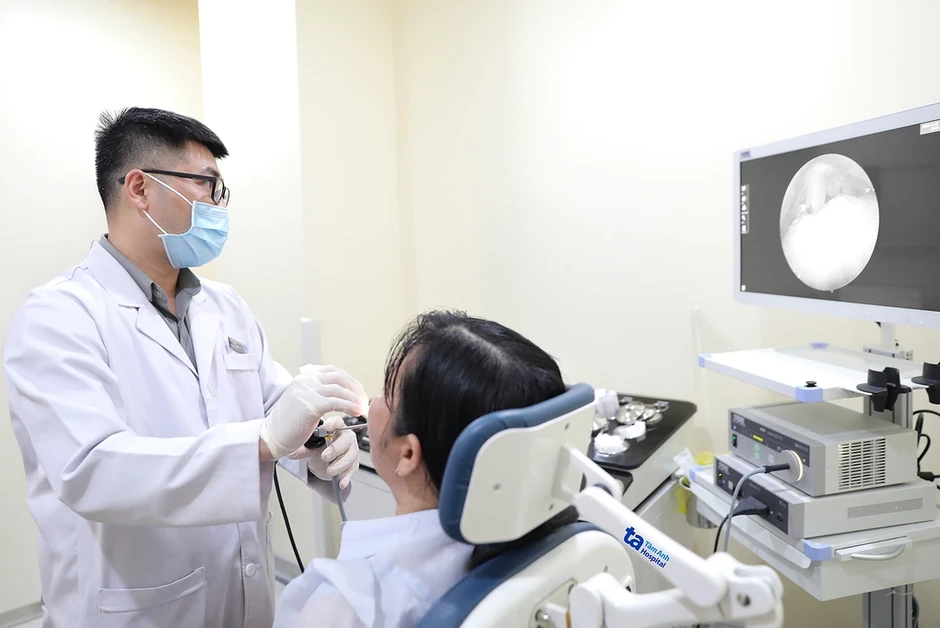 Ai dễ bị viêm họng, amidan khi mưa lạnh? - Báo TinVina Ai dễ bị viêm họng, amidan khi mưa lạnh? - Báo TinVina
