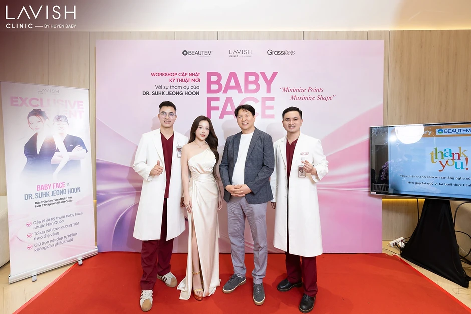 Ai đứng sau nhan sắc giới thượng lưu Hàn Quốc và đang đồng hành cùng Huyền Baby? Ai đứng sau nhan sắc giới thượng lưu Hàn Quốc và đang đồng hành cùng Huyền Baby?