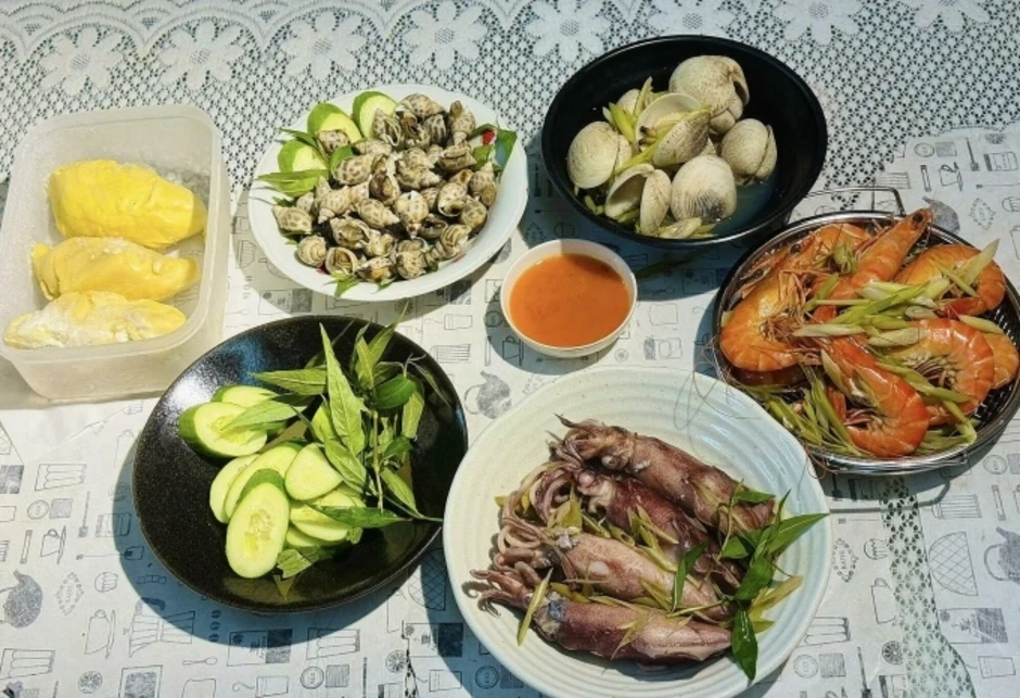 Ăn hải sản thế nào phòng tránh ngộ độc thực phẩm dịp lễ - Báo TinVina
