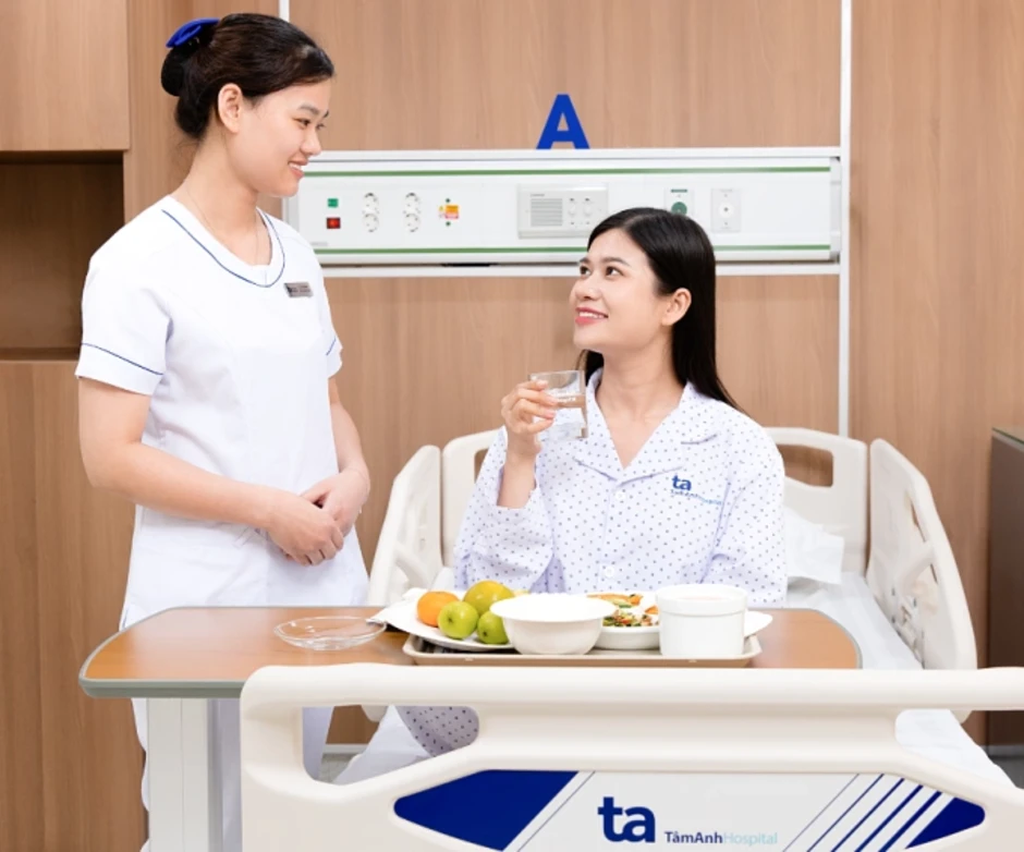 Ăn mặn sau sinh ảnh hưởng gì đến mẹ và bé? - Báo TinVina Ăn mặn sau sinh ảnh hưởng gì đến mẹ và bé? - Báo TinVina
