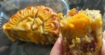 Ăn một cái bánh trung thu, cần vận động bao lâu để tiêu hao hết năng lượng?