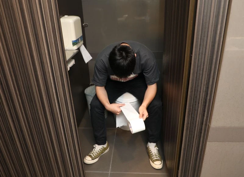 Bà mẹ 2 con bật khóc khi phát hiện ung thư giai đoạn 3: "Tôi không biết đó là triệu chứng, vì ai cũng gặp" Bà mẹ 2 con bật khóc khi phát hiện ung thư giai đoạn 3: "Tôi không biết đó là triệu chứng, vì ai cũng gặp"