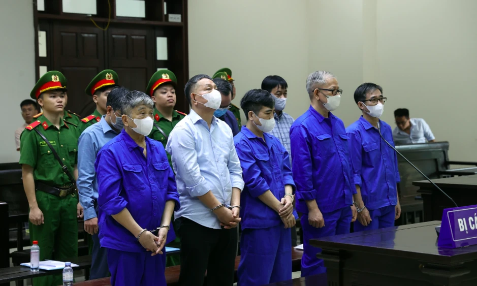 Bà Nguyễn Thị Kim Tiến được đề nghị giảm án đến 2 năm tù sau khi nộp thêm tiền khắc phục Bà Nguyễn Thị Kim Tiến được đề nghị giảm án đến 2 năm tù sau khi nộp thêm tiền khắc phục