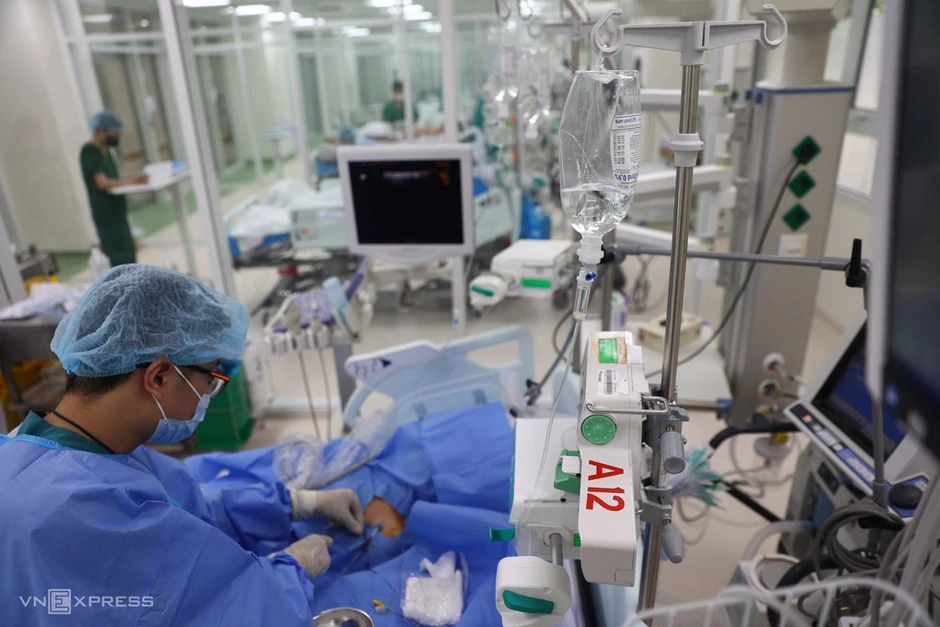Ba tầng y tế TP HCM theo dõi 'vòng đời' sức khỏe người dân Ba tầng y tế TP HCM theo dõi 'vòng đời' sức khỏe người dân