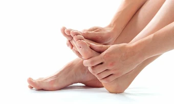 Bác sĩ Ấn Độ chỉ ra 5 dấu hiệu cảnh báo thận suy yếu