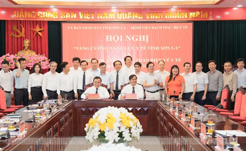 Bác sĩ Bạch Mai giúp đồng bào Sơn La chăm sóc sức khỏe như tại Thủ đô Bác sĩ Bạch Mai giúp đồng bào Sơn La chăm sóc sức khỏe như tại Thủ đô