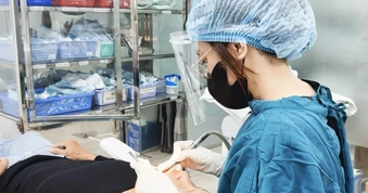 Bác sĩ cảnh báo 90% người Việt có bệnh răng miệng