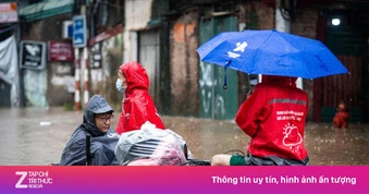 Bác sĩ cảnh báo các bệnh nguy hiểm rình rập sau mưa ngập