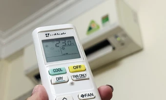 Bác sĩ cảnh báo sai lầm khi dùng điều hòa có thể gây đột quỵ