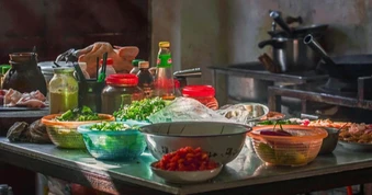 Bác sĩ cảnh báo từ lối sống của người phụ nữ phát hiện ung thư đã di căn