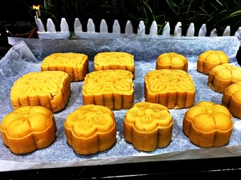 Bác sĩ chỉ cách ăn bánh trung thu không sợ béo, vọt đường huyết
