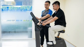Bác sĩ chỉ cách giảm cân không cần ăn kiêng khắt khe - Báo TinVina