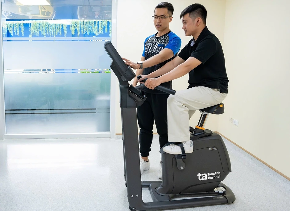 Bác sĩ chỉ cách giảm cân không cần ăn kiêng khắt khe - Báo TinVina Bác sĩ chỉ cách giảm cân không cần ăn kiêng khắt khe - Báo TinVina