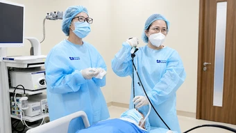 Bác sĩ chỉ ra nguyên nhân thường gặp gây ho ra máu - Báo TinVina