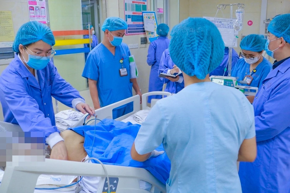 Bác sĩ chỉ rõ thói quen phổ biến khiến nhiều người ĐỘT QUỴ ở tuổi 30, tổn thương cả 3 nhánh động mạch vành Bác sĩ chỉ rõ thói quen phổ biến khiến nhiều người ĐỘT QUỴ ở tuổi 30, tổn thương cả 3 nhánh động mạch vành