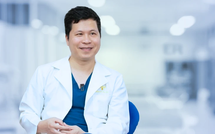 Bác sĩ kéo những 'đường mạch' hồi sinh cuộc đời người di chứng bỏng Bác sĩ kéo những 'đường mạch' hồi sinh cuộc đời người di chứng bỏng