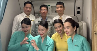 Bác sĩ Việt Nam kịp thời cấp cứu hành khách liệt nửa mặt trên chuyến bay Hà Nội - Paris