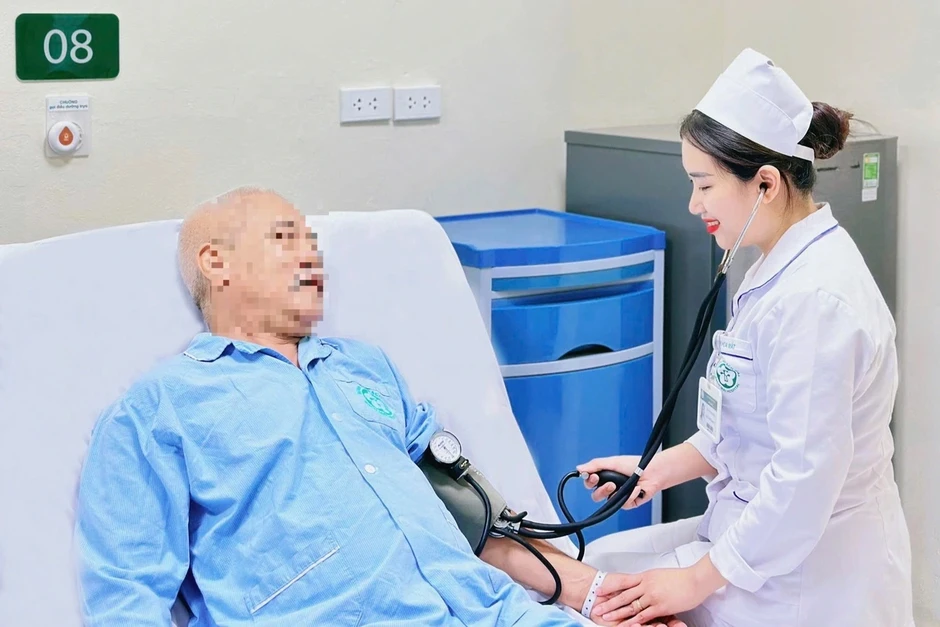 Bạch Mai đề xuất đưa điều dưỡng sang Đức tu nghiệp, lập trung tâm dưỡng lão Bạch Mai đề xuất đưa điều dưỡng sang Đức tu nghiệp, lập trung tâm dưỡng lão