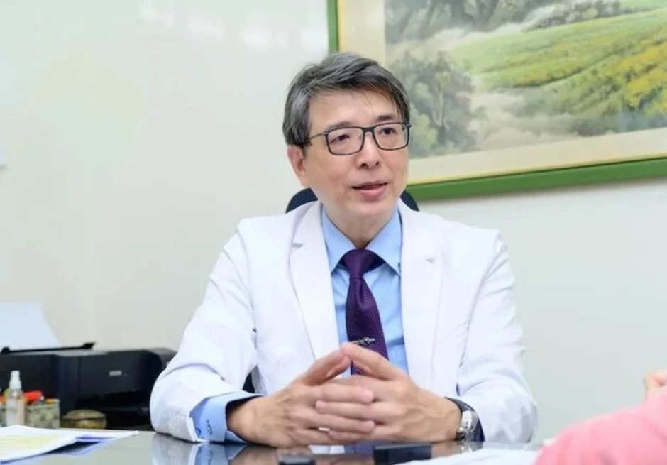 Bài tập nhảy dang tay chân tốt cho thận hơn 2 tiếng đi bộ Bài tập nhảy dang tay chân tốt cho thận hơn 2 tiếng đi bộ