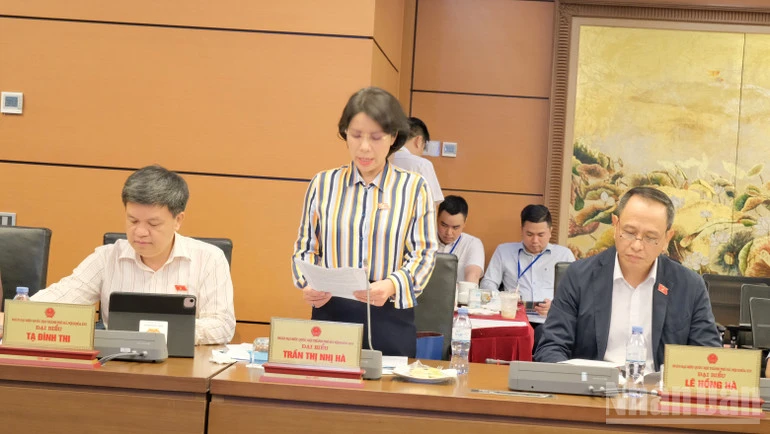 Bảo đảm tính khả thi trong triển khai việc khám sức khỏe toàn dân miễn phí Bảo đảm tính khả thi trong triển khai việc khám sức khỏe toàn dân miễn phí