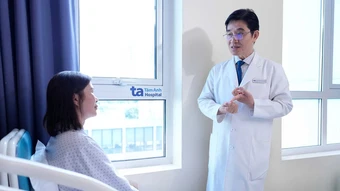 Bất ngờ phát hiện ung thư phổi dù không triệu chứng - Báo TinVina