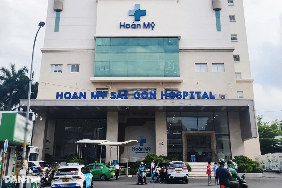 Bệnh nhân "tố" Bệnh viện Hoàn Mỹ Sài Gòn sau ca mổ hơn 100 triệu đồng Bệnh nhân "tố" Bệnh viện Hoàn Mỹ Sài Gòn sau ca mổ hơn 100 triệu đồng