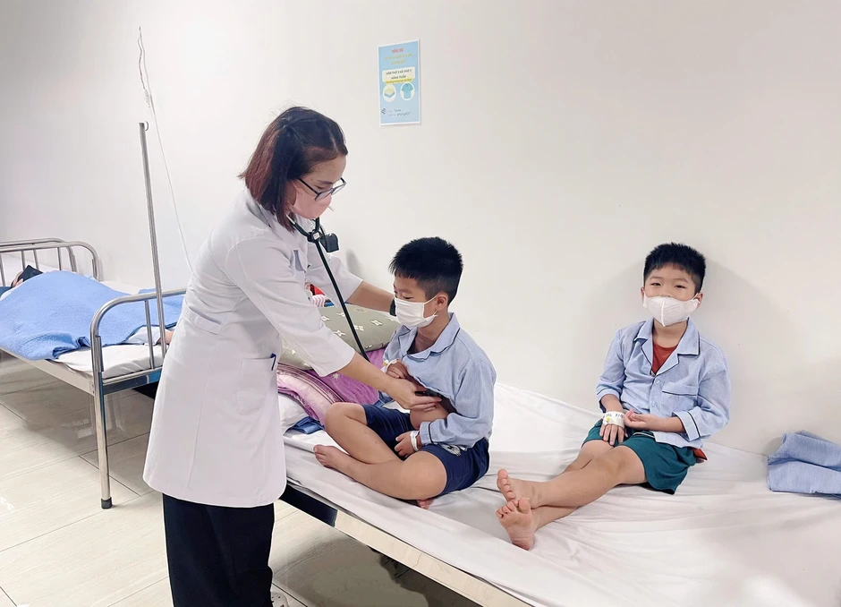 Bệnh nhân tăng đột biến, bệnh viện ở Quảng Trị xoay xở ra sao? Bệnh nhân tăng đột biến, bệnh viện ở Quảng Trị xoay xở ra sao?