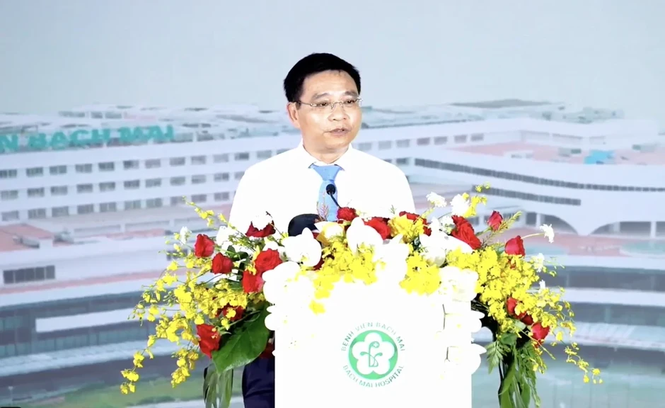 Bệnh viện Bạch Mai cơ sở 2 chính thức 'sáng đèn' Bệnh viện Bạch Mai cơ sở 2 chính thức 'sáng đèn'