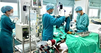 Bệnh viện Bạch Mai và Viện An ninh sức khỏe Nhật Bản mở rộng đào tạo ECMO