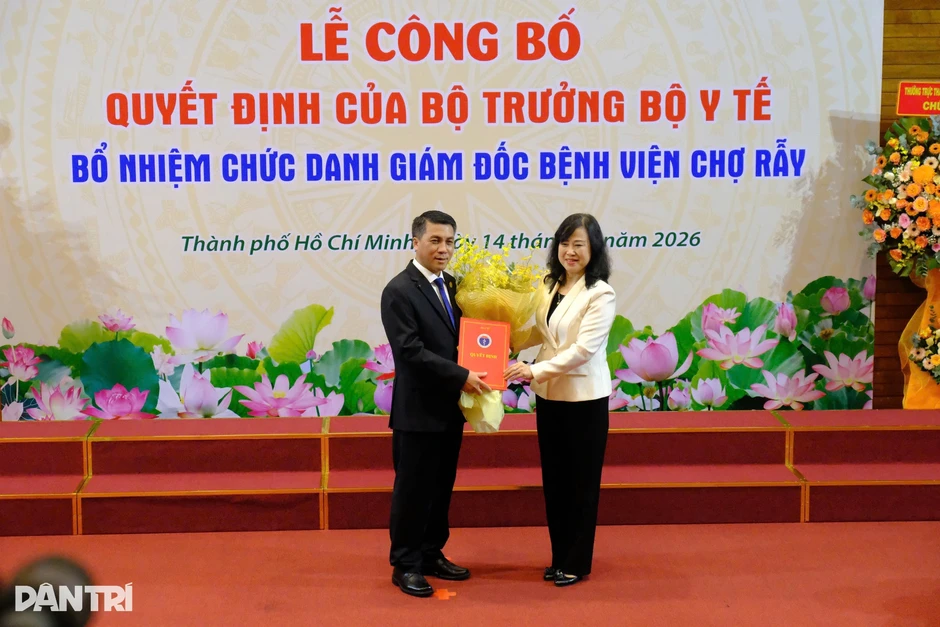 Bệnh viện Chợ Rẫy chính thức có tân Giám đốc: Kỳ vọng lớn từ Bộ trưởng Y tế Bệnh viện Chợ Rẫy chính thức có tân Giám đốc: Kỳ vọng lớn từ Bộ trưởng Y tế